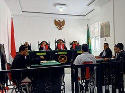 Caleg PDIP Soppeng Bawa Istri Saat Kampanye Divonis Bebas