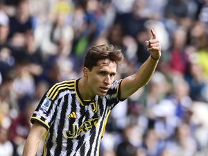 Chiesa Marah Usai Diganti, Allegri Beri Penjelasan Chiesa Marah Usai Diganti, Allegri Beri Penjelasan