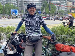 Kisah Pemuda Indonesia Gowes dari Majalengka ke Mekah untuk Umrah