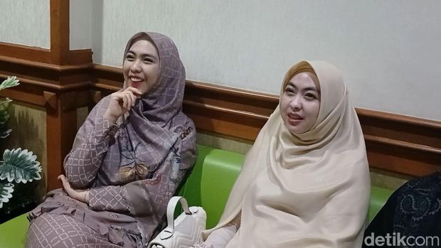 oki setiana dewi
