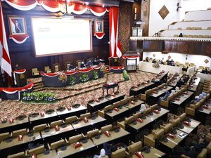 Pj Gubernur Jatim Sampaikan LKPJ Tahun 2023, Ini Hasilnya