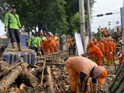 Ini Titik Meluapnya Sungai yang Bikin Hek Kramat Jati Jaktim Kebanjiran