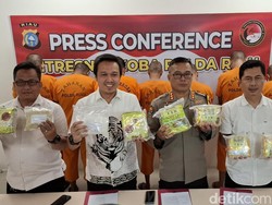 Peredaran 31 Kg Sabu-2.397 Butir Ekstasi Digagalkan Polisi, 7 Orang Ditangkap