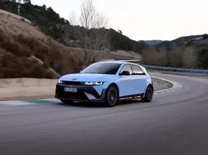 Seperti Pakai NOS, Tombol Ini Bikin Nyetir Ioniq 5 N Makin Menyenangkan