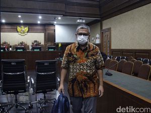 Tok! Windi Purnama Divonis 3 Tahun Penjara Tok! Windi Purnama Divonis 3 Tahun Penjara