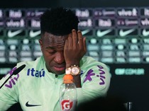 Momen Vinicius Junior Menangis Jadi Korban Rasis