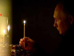 Putin Nyalakan Lilin, Kenang Korban Serangan Gedung Konser Moskow