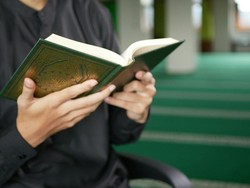 Bacaan Maulid Dibai Lengkap: Arab, Latin, dan Artinya