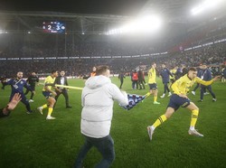 Fenerbahce Pikirkan Minggat dari Liga Turki