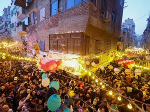 Keseruan Berbuka Puasa Bersama di distrik Mataria Kairo Mesir