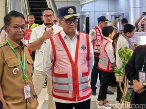 Menhub Tinjau Pelabuhan dan Bandara di Palu yang Sempat Rusak Terdampak Gempa Menhub Tinjau Pelabuhan dan Bandara di Palu yang Sempat Rusak Terdampak Gempa