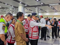 Menhub Tinjau Bandara dan Pelabuhan di Palu yang Bakal Diresmikan Jokowi