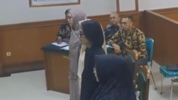 Oki Setiana Dewi