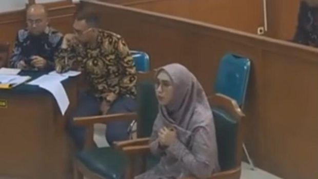 Oki Setiana Dewi
