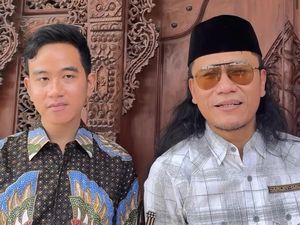 Gibran Temui Gus Miftah Sebelum Ngantor, Bahas Tawaran Menteri? Gibran Temui Gus Miftah Sebelum Ngantor, Bahas Tawaran Menteri?