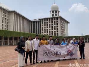 Wisata Religi 3 Masjid Ikonik Jakarta, Nggak Cuma Muslim yang Ikut, Nonis Juga Ada Wisata Religi 3 Masjid Ikonik Jakarta, Nggak Cuma Muslim yang Ikut, Nonis Juga Ada