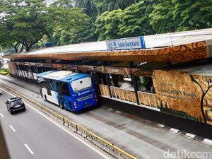 Traveler, Posisi Transjakarta Bisa Dilacak di Google Maps, nih!