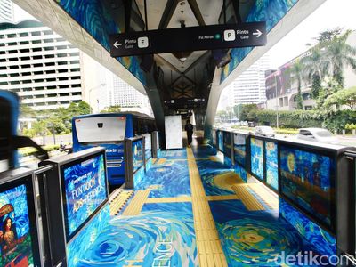 Potret 3 Halte TransJakarta yang Disulap Bak Galeri Seni