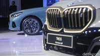 Orang Indonesia Masih Ada yang Beli Sedan?