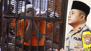 Momen Puluhan Tahanan Polres Pelabuhan Tanjung Perak Melebur Saat Buka Bersama