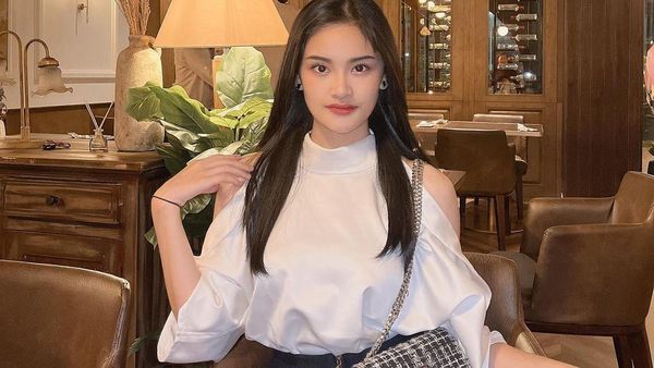 Adzana Ashel eks JKT48 yang Hobi Kulineran Cantik