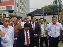 AMIN hingga Tim Hukum Prabowo-Gibran Tiba di MK