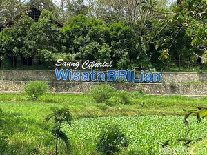 Desa Saung Ciburial: Dulu Miskin, Kini Kaya dan Mandiri Berkat Kearifan Lokal Desa Saung Ciburial: Dulu Miskin, Kini Kaya dan Mandiri Berkat Kearifan Lokal