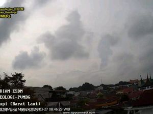 Gunung Marapi Meletus Pagi Ini, Lontarkan Abu Vulkanik 1,5 Kilometer