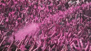Tumpah Ruah Jutaan Warga India di Festival Holi