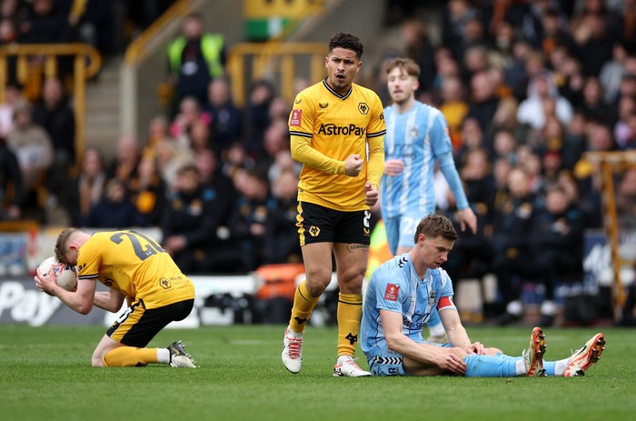 Soccer Football - FA Cup - Quarter Final - Wolverhampton Wanderers v Coventry City - Molineux Stadium, Wolverhampton, Britain - March 16, 2024 Wolverhampton Wanderers Tommy Doyle and Joao Gomes react Action Images via Reuters/Andrew Boyers