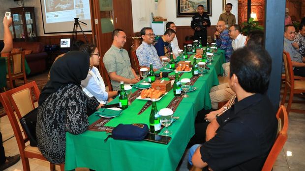Kadiv Humas Polisi Republik Indonesia Irjen Sandi Nugraha di saat program buka puasa bareng  para pemimpin redaksi media nasional di Jakarta Selatan, Rabu (27/3/2024).)
