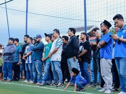 Sambangi Tempat Latihan, Panser Biru Semangati PSIS Rebut 4 Besar