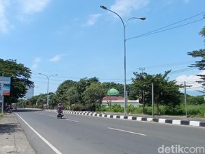 10 Km Jalur Pantura di Kota Cirebon Siap Sambut Pemudik 10 Km Jalur Pantura di Kota Cirebon Siap Sambut Pemudik