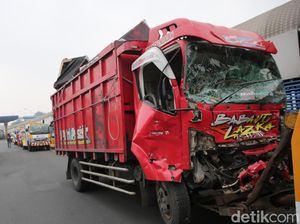 Pengakuan Sopir Truk Pemicu Tabrakan di Halim: Saya Beli Semua Mobilnya Pengakuan Sopir Truk Pemicu Tabrakan di Halim: Saya Beli Semua Mobilnya