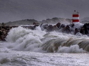 Awas Gelombang Tinggi hingga 4 Meter di Perairan Gunungkidul-Bantul