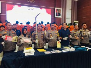 Operasi Pekat Polres Bekasi Tangkap 31 Bandit: Begal hingga Pembunuh Operasi Pekat Polres Bekasi Tangkap 31 Bandit: Begal hingga Pembunuh