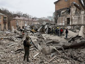 Serangan Udara Rusia Hantam Mykolaiv Ukraina, 3 Orang Tewas-6 Terluka Serangan Udara Rusia Hantam Mykolaiv Ukraina, 3 Orang Tewas-6 Terluka