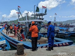 Tim SAR Gabungan Cari Nelayan Trenggalek yang Hilang di Teluk Prigi