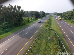 Prediksi Puncak Arus Mudik Lebaran 2024 di Tol Palikanci Cirebon Prediksi Puncak Arus Mudik Lebaran 2024 di Tol Palikanci Cirebon