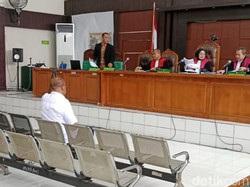 ASN Inspektorat Sumsel Dituntut 2 Tahun Bui di Kasus Gratifikasi