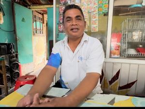 Awalnya Sopir Truk, Cak Sudar Beri Kunci Sukses Jadi Juragan Bakso Malang Awalnya Sopir Truk, Cak Sudar Beri Kunci Sukses Jadi Juragan Bakso Malang