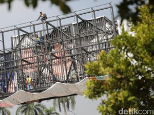 Progres Terkini Pembangunan JPO di Depan Metropolitan Mall