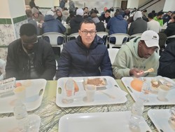Ramainya Bukber di Masjid Centro Cultural Islamico de Madrid Spanyol