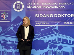 Baru 24 Tahun, Maya Nabila Sudah Raih Gelar Doktor dari ITB