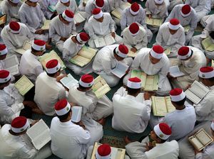 Memperbanyak Ibadah di Malam Nuzulul Quran