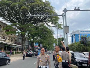 Catat! ETLE Statis Telah Dipasang Polisi di Jalan Ahmad Yani Kota Malang Catat! ETLE Statis Telah Dipasang Polisi di Jalan Ahmad Yani Kota Malang