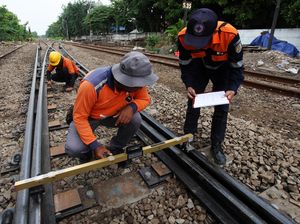 Ratusan Petugas KAI Disiagakan untuk Kelancaran Mudik Lebaran