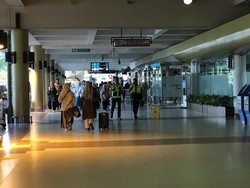 Marapi Erupsi Lagi, Bandara Minangkabau Kembali Ditutup