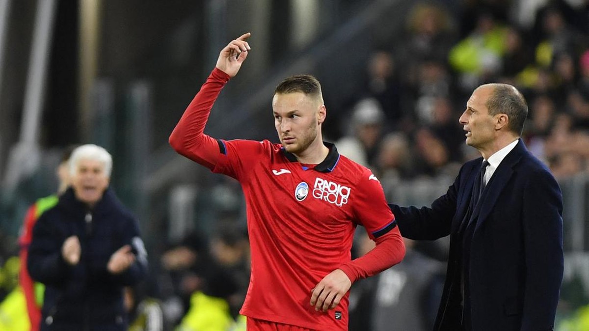 Teun Koopmeiners tidak dijual Atalanta (REUTERS/Massimo Pinca)