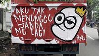 Tulisan Lucu di Belakang Truk, Mana Tahu Jumpa Saat Mudik